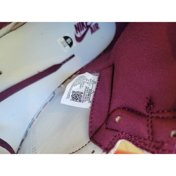 Jordan 1 bordeaux size 18 - Picture 5 of 11